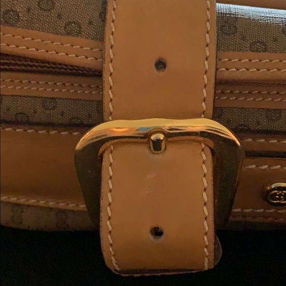 Vintage Gucci Suitcase.  Gold plated hardware. - Picture 6 of 16